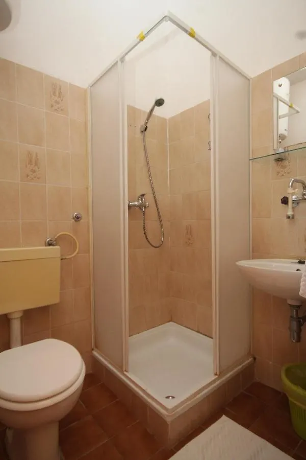 Triple Room Pasman 8223E 3*,